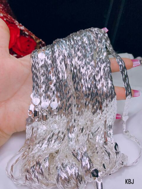 KIỀNG CỔ BẠC ĐAN 5- BÍNH 5