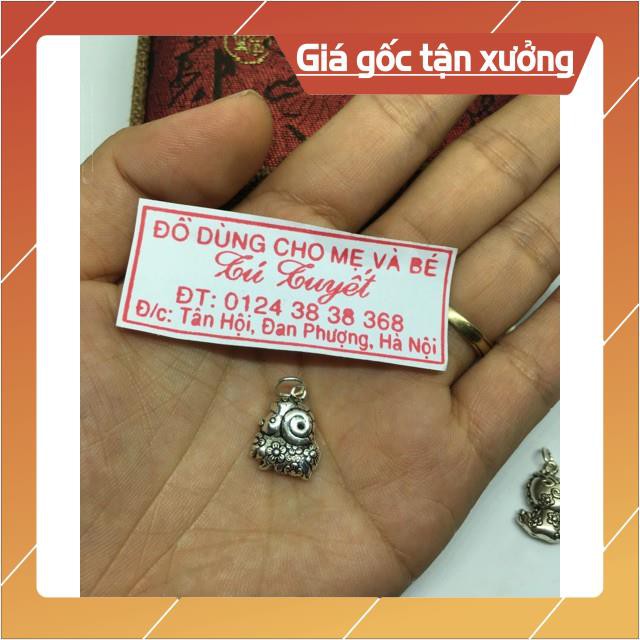 Sỉ con Dê giáp bạc