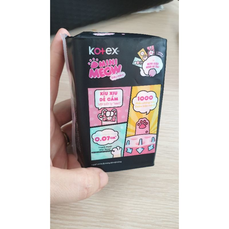 kotex mini meow (12 túi km 1 túi xinh xắn)