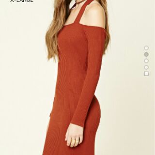 Đầm len body F21 (lỗi)