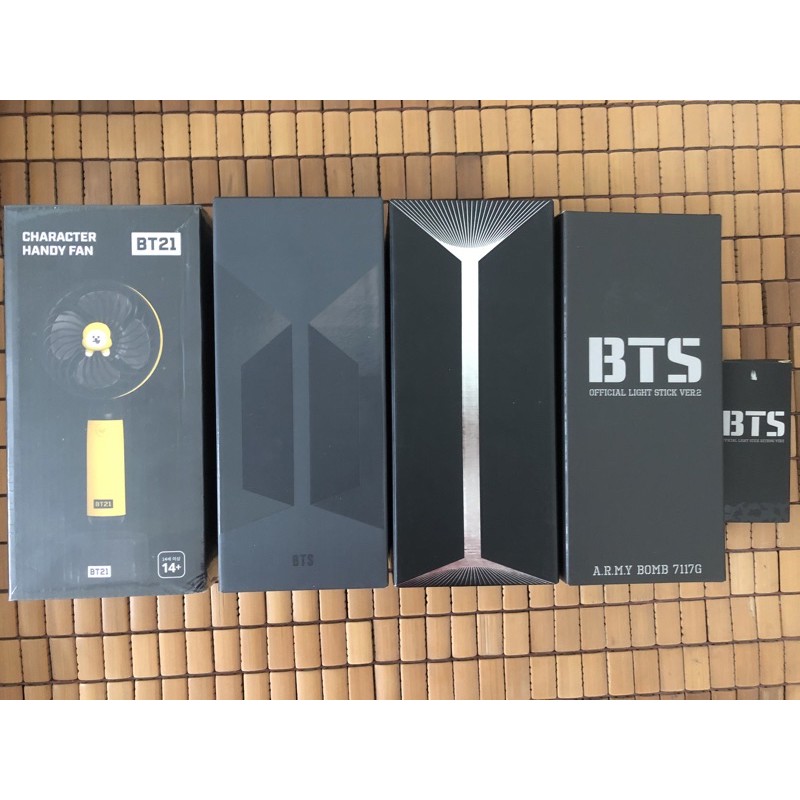 PASS LIGHSTICK BTS VER 2,3 SPEC KEYRING V2