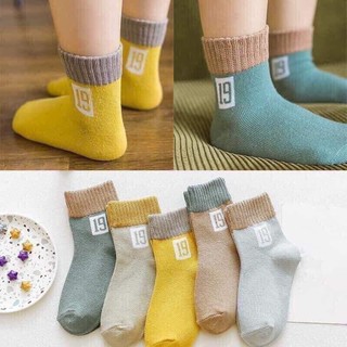Set 5 đôi tất cổ cao số 19 cho bé
