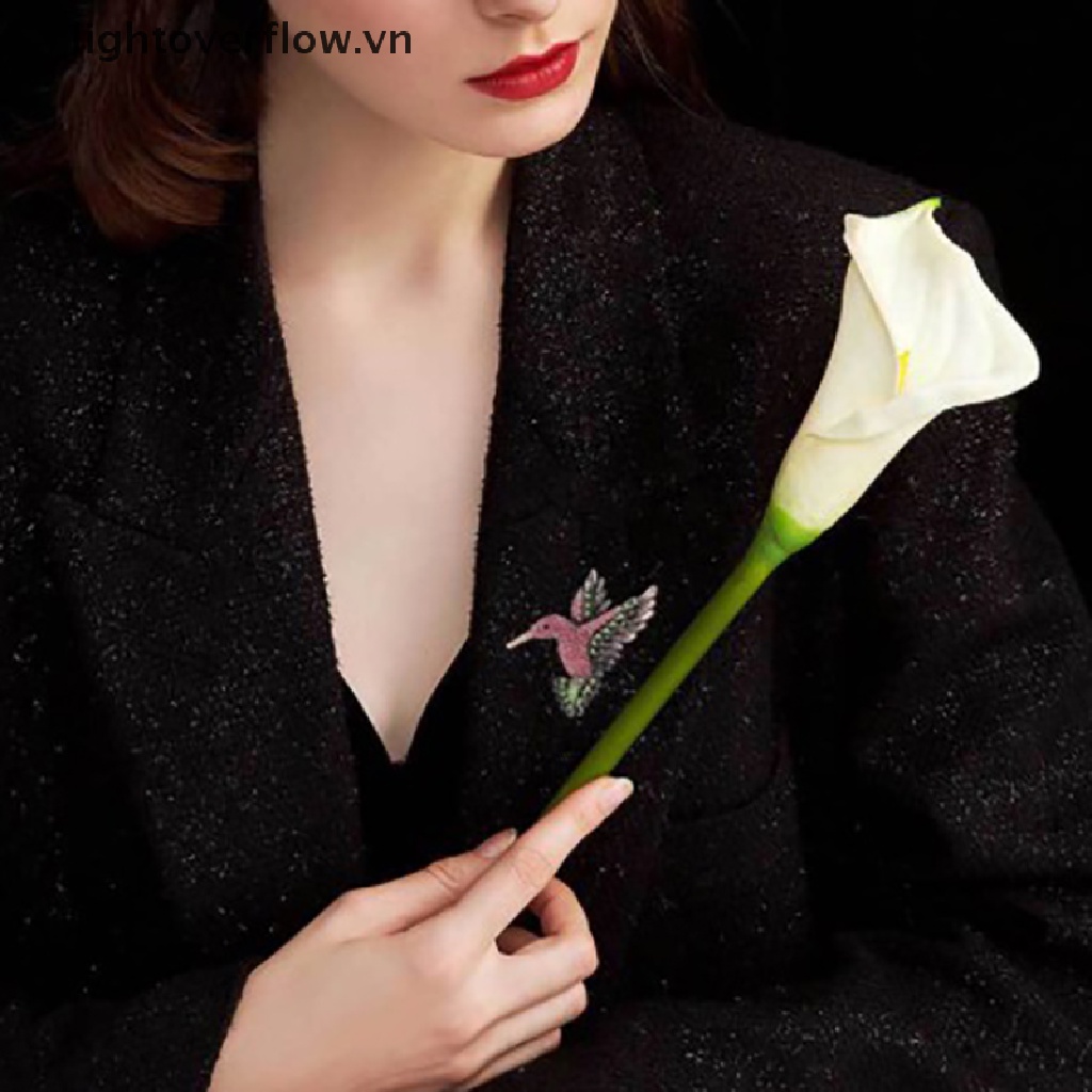 Ghim Cài Áo Hình Chú Chim Ruồi Đính Đá Dễ Thương Cho Nữ