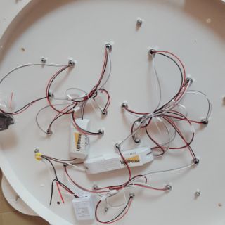 ĐÈN LED MÂM GIỌT NƯỚC