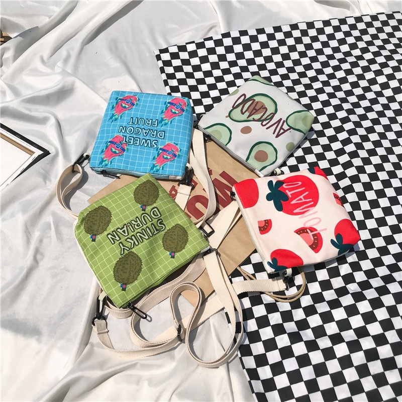 Túi Đeo Vai Vải Canvas Cỡ Nhỏ In Họa Tiết Quả Bơ Hoạt Hình Phong Cách Nhật Bản Độc Đáo