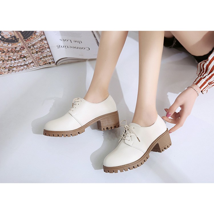 Giày boot nữ oxford màu trắng TRẺ TRUNG GBN2802 | BigBuy360 - bigbuy360.vn