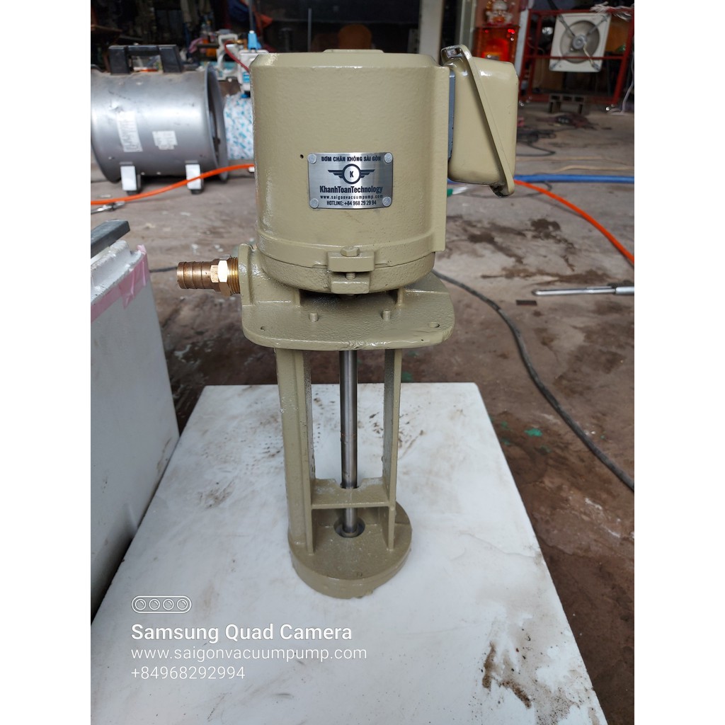 Bơm nước làm mát của máy CNC / CNC Coolant water pump Made in Japan