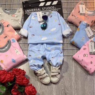 Combo bộ nỉ bông cho bé chỉ 240k