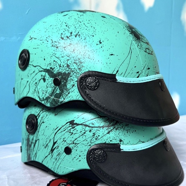 NÓN BẢO HIỂM  NHÚNG CARBON HỌA TIẾT RỂ CÂY