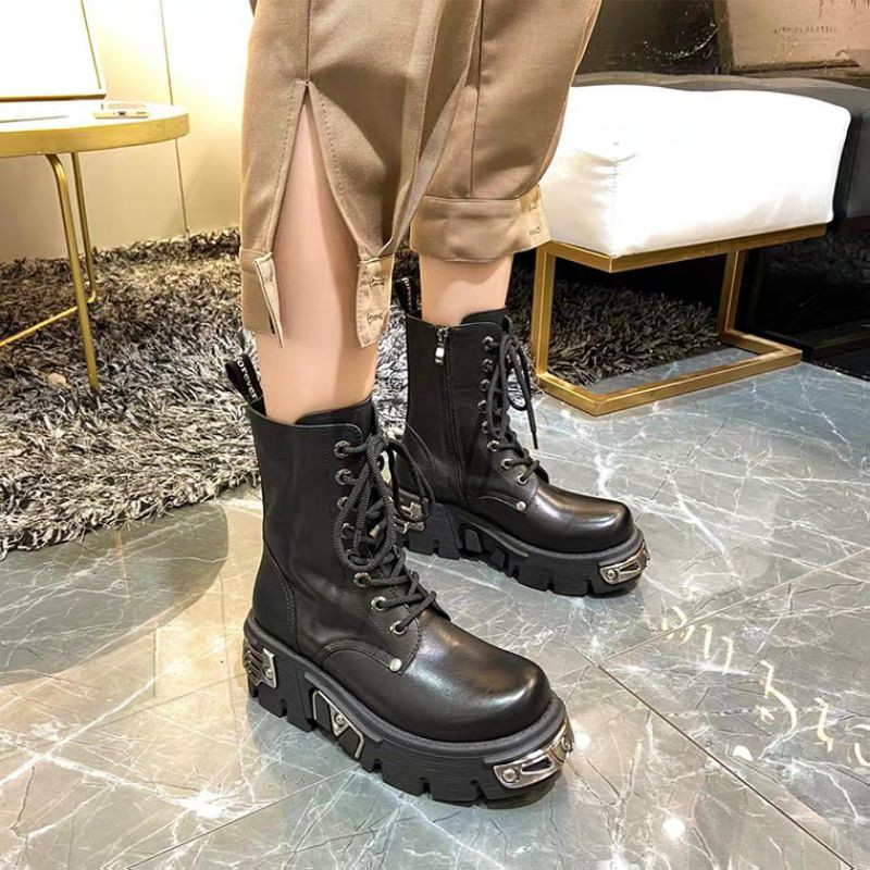 Bốt Krunky Mono cực sang chảnh