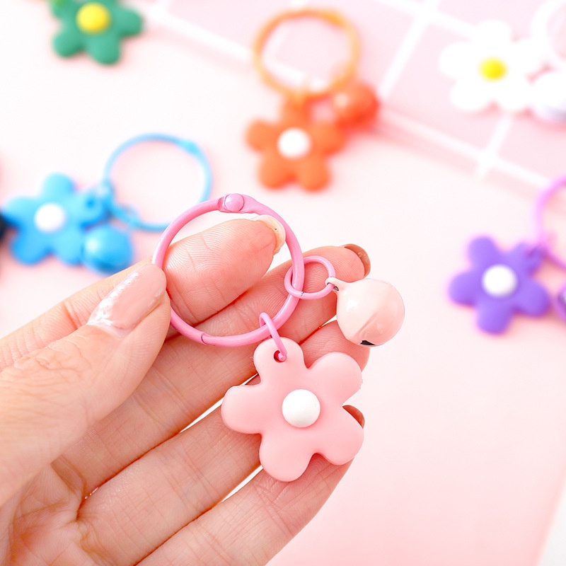 Móc Khóa Hình Quả Chuông Và Dây Ruy Băng Xinh Xắn Phong Cách Hàn Quốc