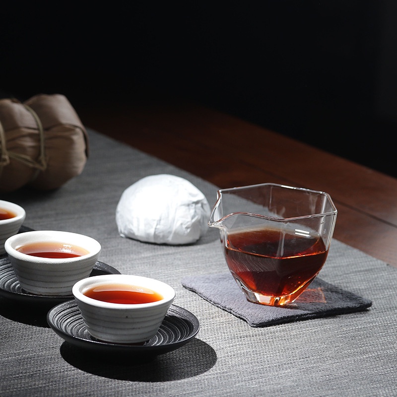 BÁNH TRÀ PHỔ NHĨ CHÍN MÃNH HẢI VÂN NAM 100 GRAM NĂM 2016