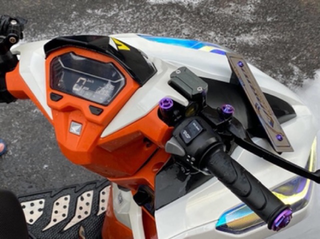 Nắp dầu H2C cho Click/Vario đời mới 2018-2020