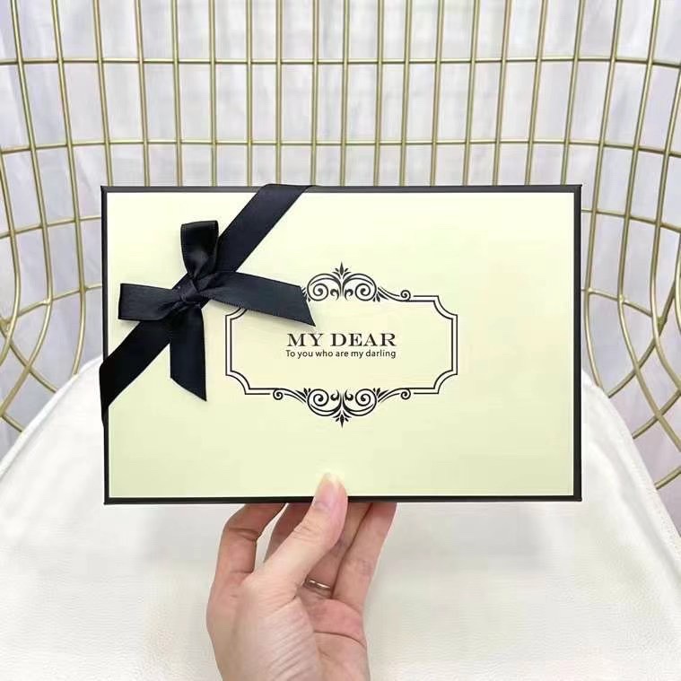 Bộ 5 mẫu thử nước hoa Dior màu vàng