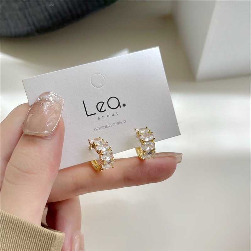 Bông tai tròn nhỏ basic đính đá xinh xắn phong cách vintage cho nữ, khuyên tai tròn basic BT11