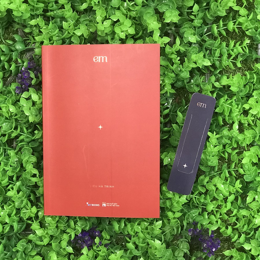 Sách - Em - Liêu Hà Trinh (Kèm Bookmark) | BigBuy360 - bigbuy360.vn