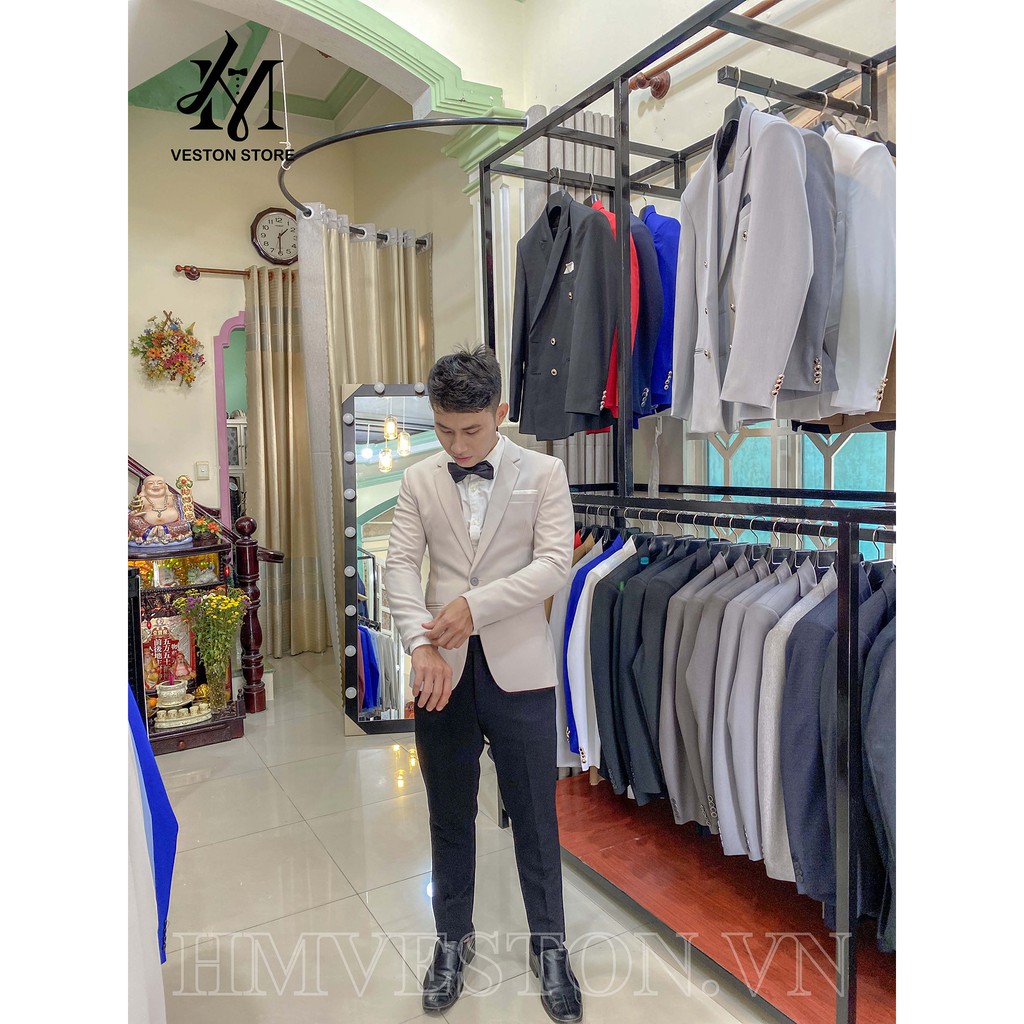 Áo vest nam ôm body màu kem nhạt chất liệu vải dày mịn co giãn