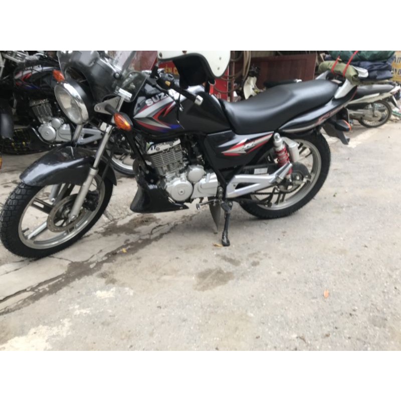 Lốp/vỏ 2.75-18 trước Suzuki EN, hJC 125/150  gai địa hình..9