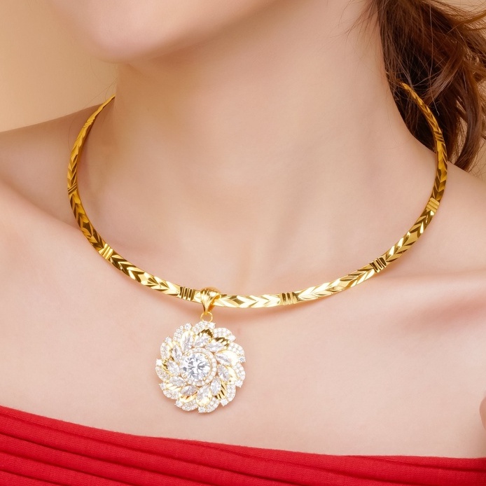Mặt Dây Chuyền Hoa Xoáy Mạ Vàng 18K - M977167-165