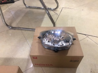 Pha trước xe wave 110 đời 2017-2020