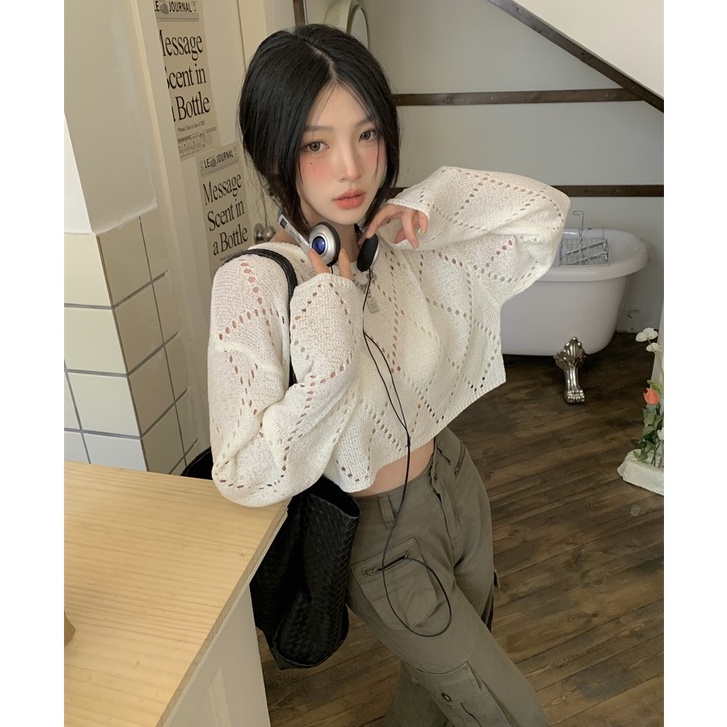 QKOOLE  Áo Croptop Dệt Kim Tay Dài Cổ Tròn Màu Ngọc Lam Phong Cách Hàn Quốc Thời Trang Cho Nữ