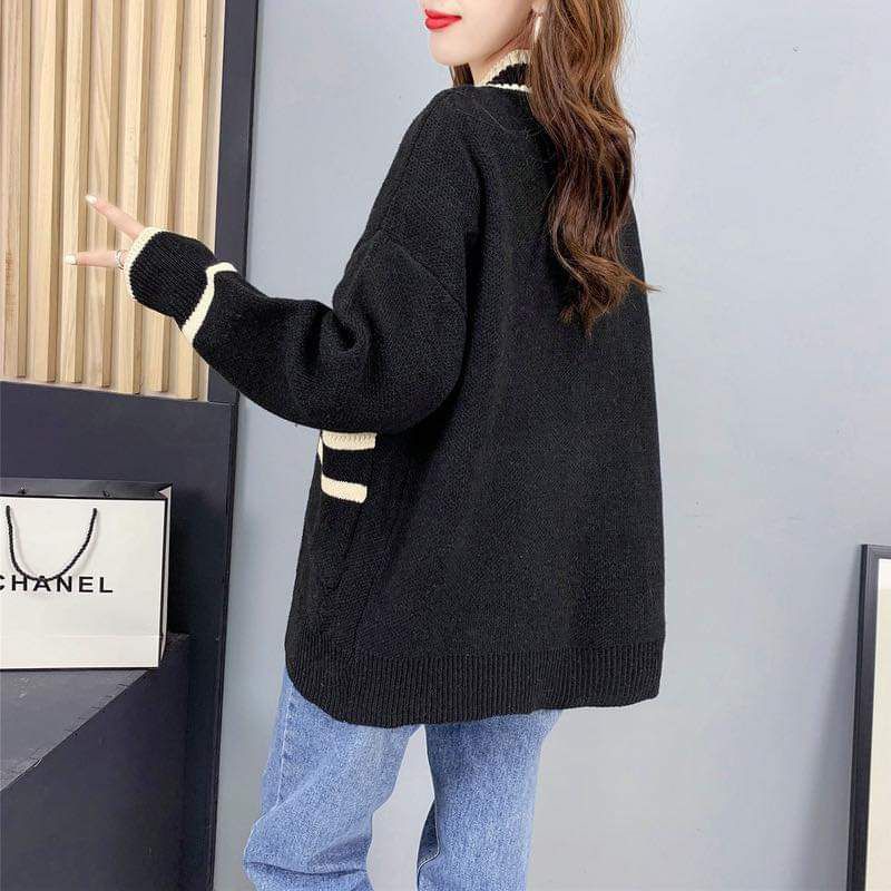 Áo khoác len cardigan from over size viền 2 túi.