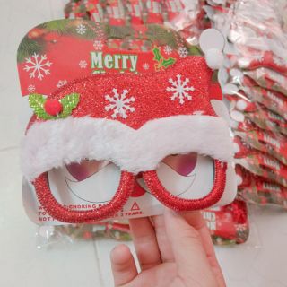 Mắt kính kiểu xịn xò