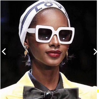 [Hàng có sẵn] Kính mát gọng vuông thời trang _ viền trắng tròng đen hoặc đen full