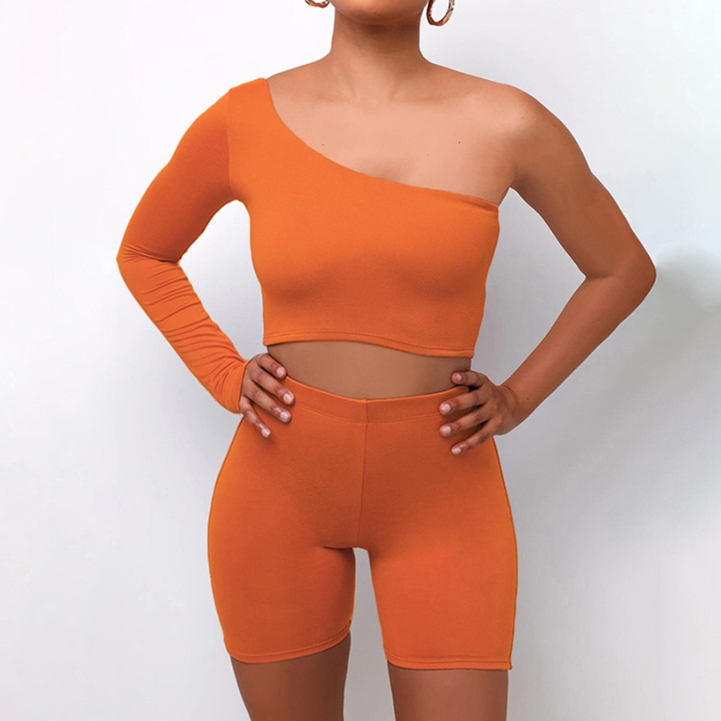 Bộ Trang Phục Thể Thao 2 Mảnh Áo Croptop Tay Dài Hở Vai Phối Quần Short Lưng Cao Màu Trơn Gợi Cảm Cho Nữ