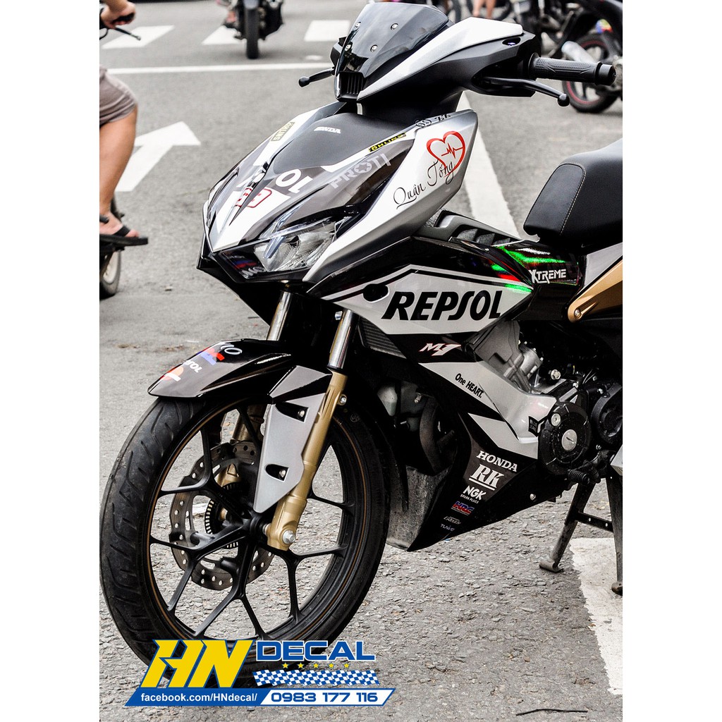 Tem Trùm Repsol Trắng Đen