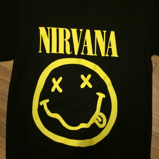 Áo Nirvana còn size XXL