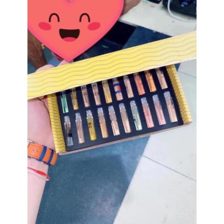 Bộ test nước hoa 20 mùi xịn hộp gỗ vàng . ' _ `