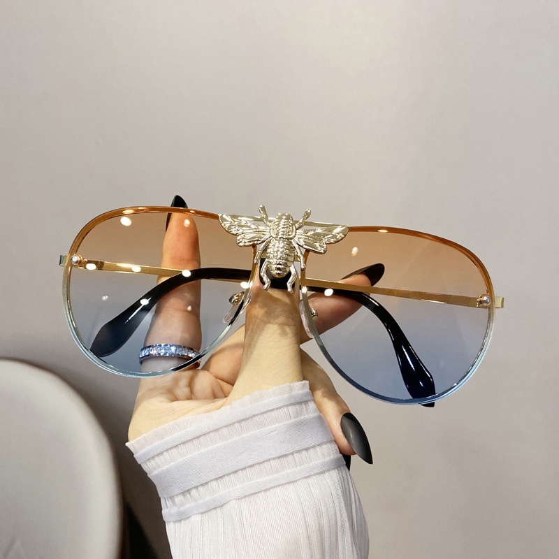 Kính Mát Gọng Kim Loại Hình Con Ong Phong Cách Retro Cho Nam Và Nữ