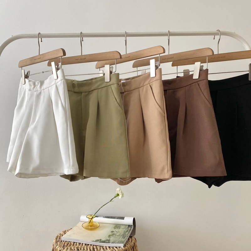 Quần short cài cúc lệch 795_Q0172