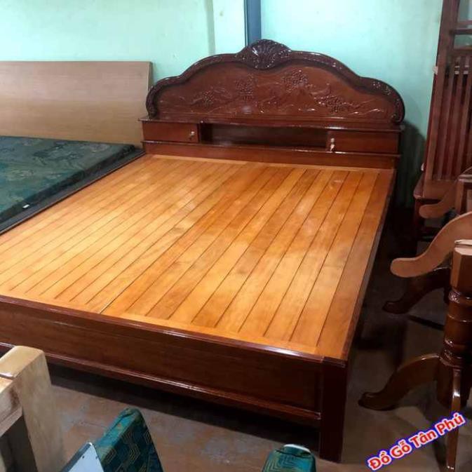 Giường gỗ tự nhiên căm xe có hộc đầu giường 1m8