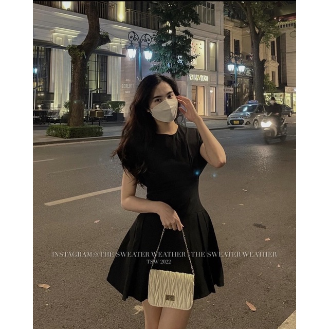 Váy thô chiết eo dáng xoè vai vuông, Đầm thô tay hến 2022 - Dorita Boutique