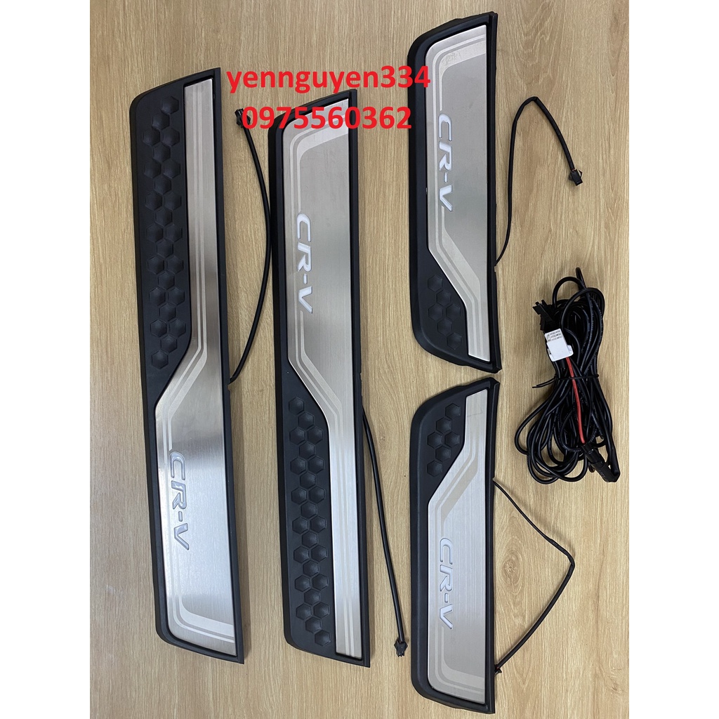 Nẹp bước chân có đèn Honda CRV nhựa thay thế chính hãng