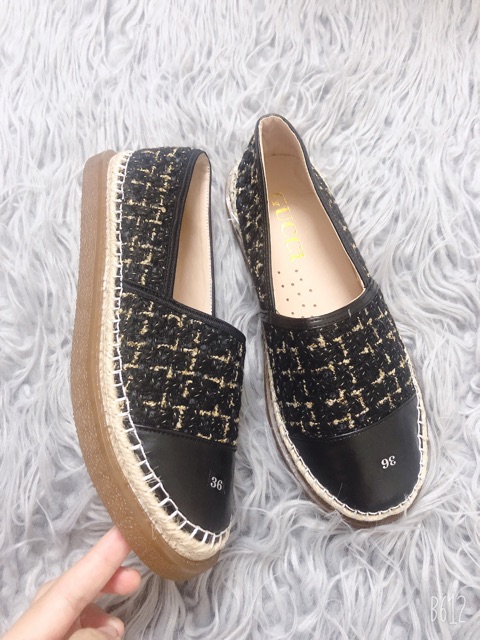 Giày lười nữ chất vải dạ êm chân siêu xinh | BigBuy360 - bigbuy360.vn