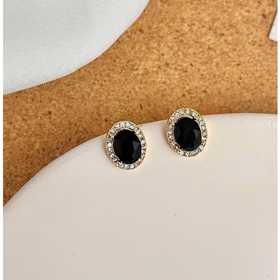 [JUNG/Jung Accessories] Bông tai/Hoa tai hợp kim hình oval đính đá màu đen phong cách Hàn Quốc