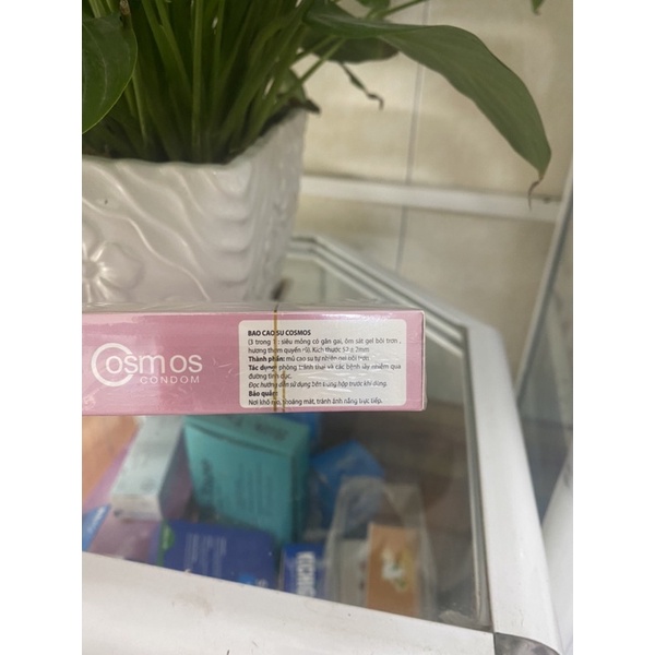 Bao cao su Cosmos 3 in 1 - siêu mỏng, có gân gai, ôm sát gel bôi trơn, hương thơm quyến rũ