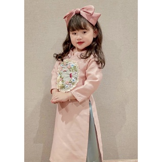 Áo dài cho bé gái, áo dài cách tân bé gái Bean Chubby chính hãng chất liệu gấm đáp hoa nổi cực kì tiểu thư