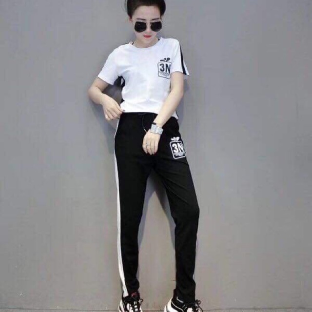 Bộ len đính đá siêu đẹp