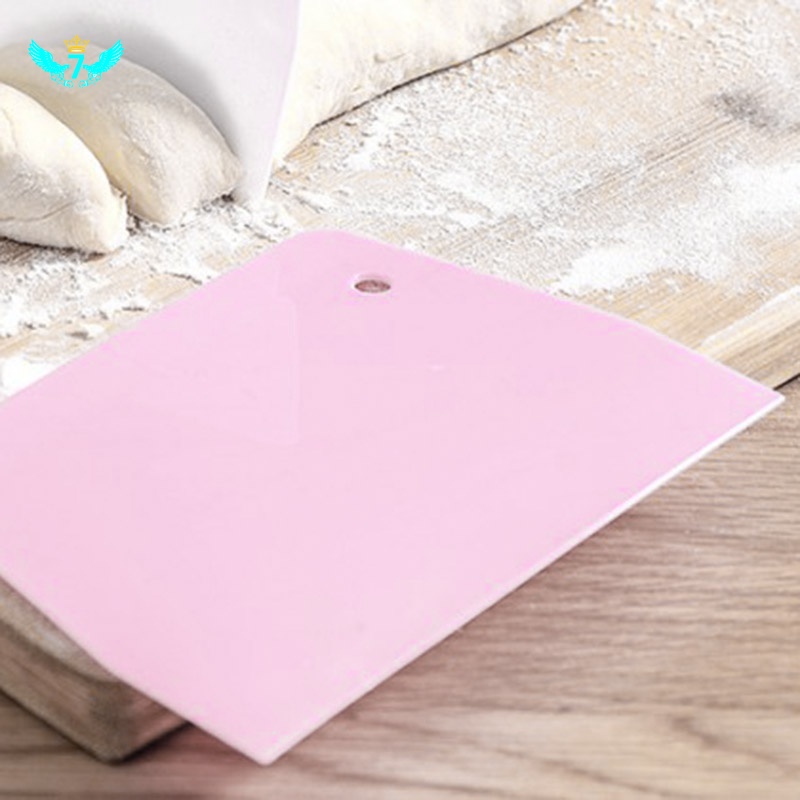 Dụng Cụ Dao Hình Thang Dùng Cắt Bánh Kem/Mì Tiện Dụng