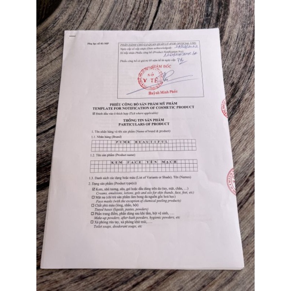 KEM FACE DƯỠNG TRẮNG DA THÂM MỤN PUMR