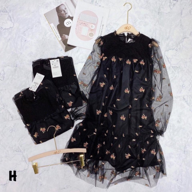 Váy voan thêu hoa(  hàng thiết kế )