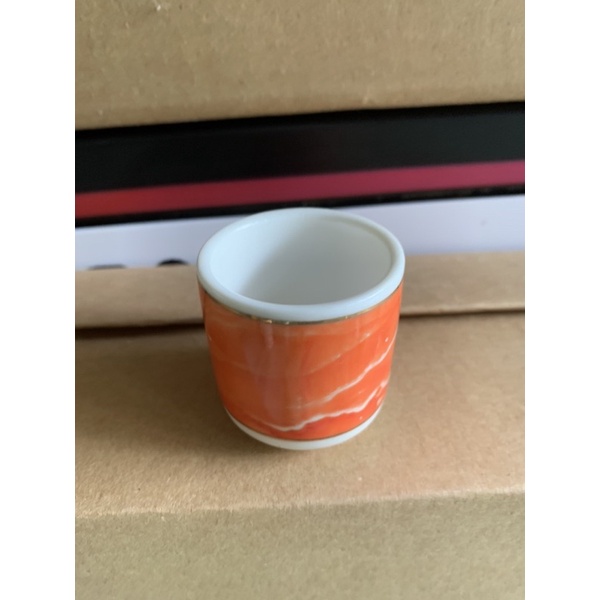 Chung nước lẻ thờ cúng