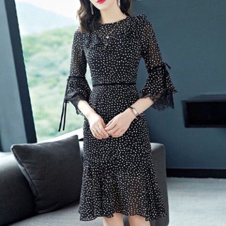 Đầm chấm bi tay lỡ viền màu-S260081