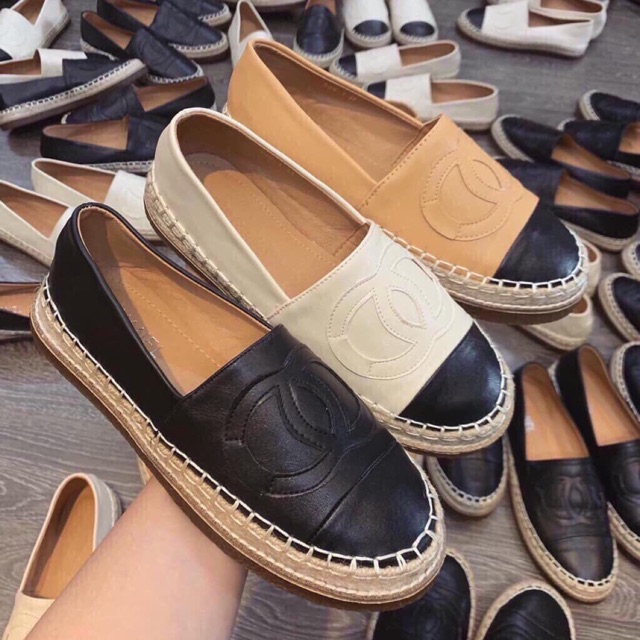 Giày slip on đế cói
