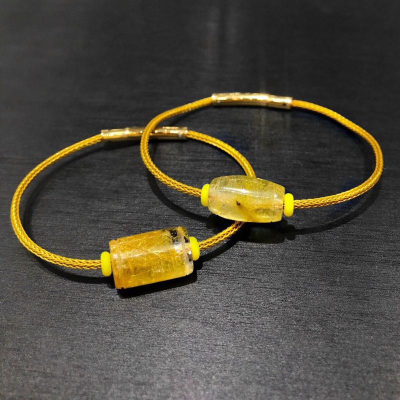 Vòng tay đá tóc vàng khóa bấm cao cấp