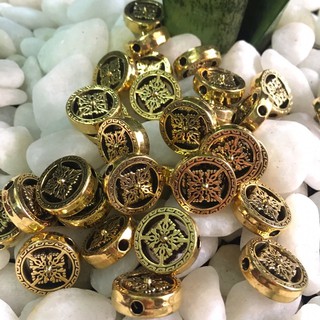 Charm bánh xe pháp luân màu vàng (2 cái)